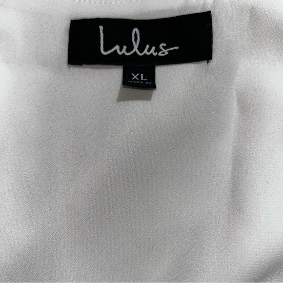 Lulu’s White Mesh Lightweight Tank Top - Slightly Stained - Picture 4 of 10